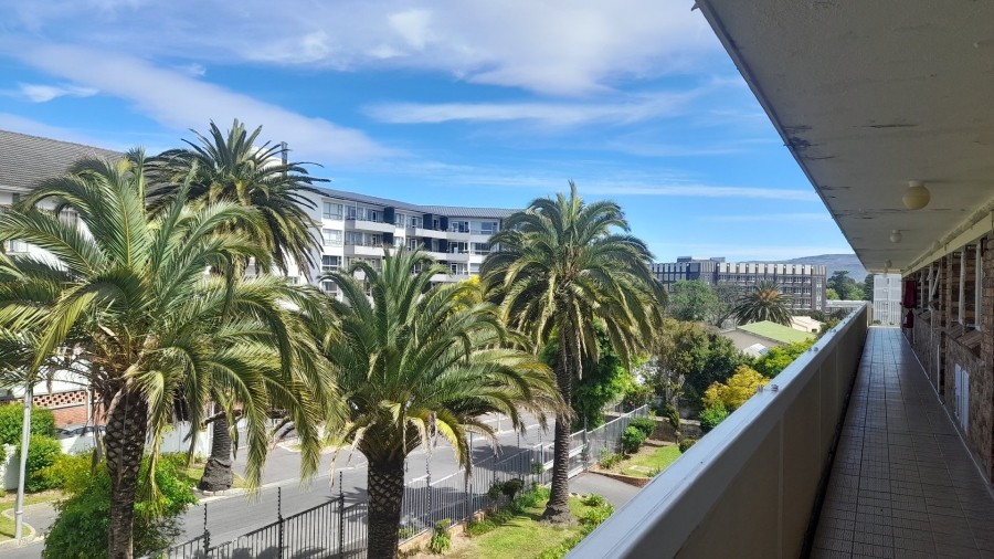 2 Bedroom Property for Sale in Wynberg Upper Western Cape